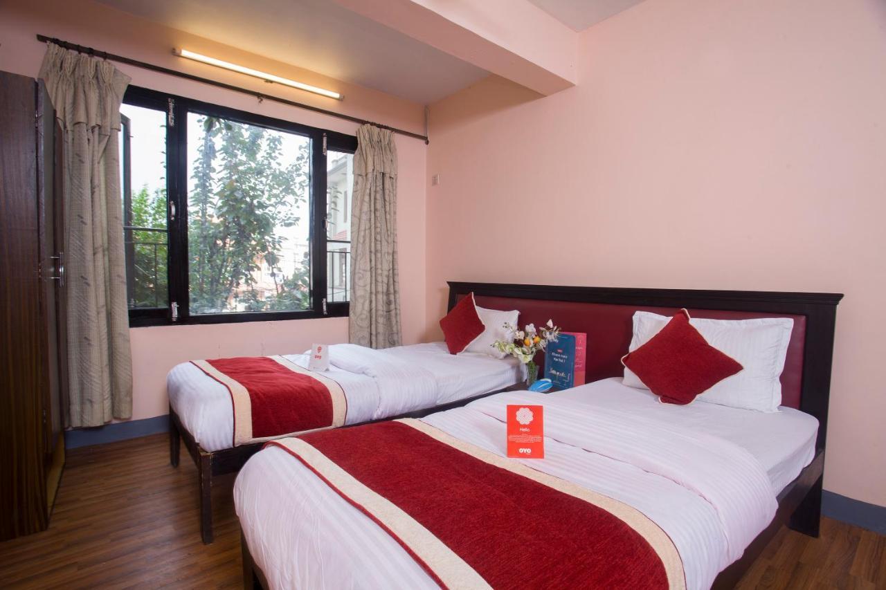 Oyo 149 Kalpa Brikshya Hotel カトマンズ エクステリア 写真