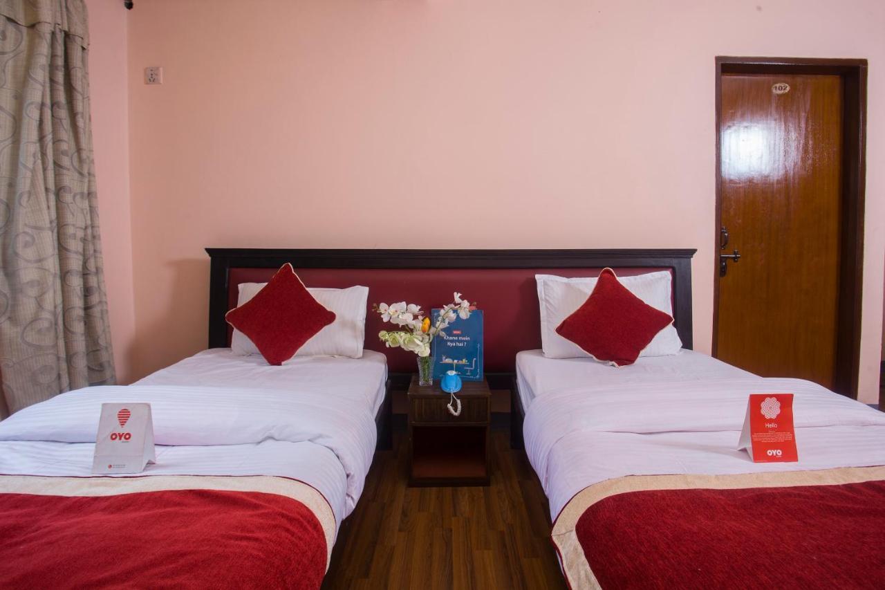 Oyo 149 Kalpa Brikshya Hotel カトマンズ エクステリア 写真