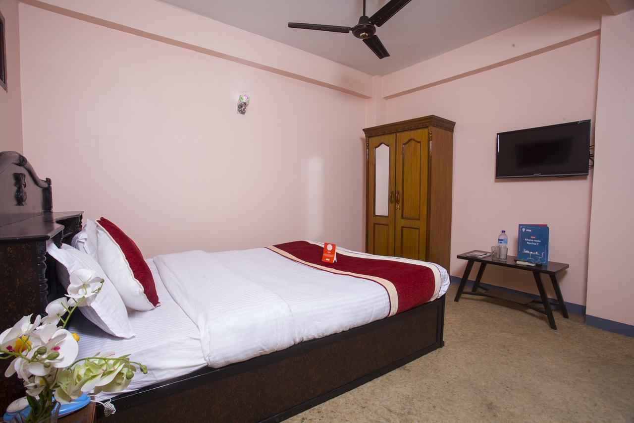 Oyo 149 Kalpa Brikshya Hotel カトマンズ エクステリア 写真
